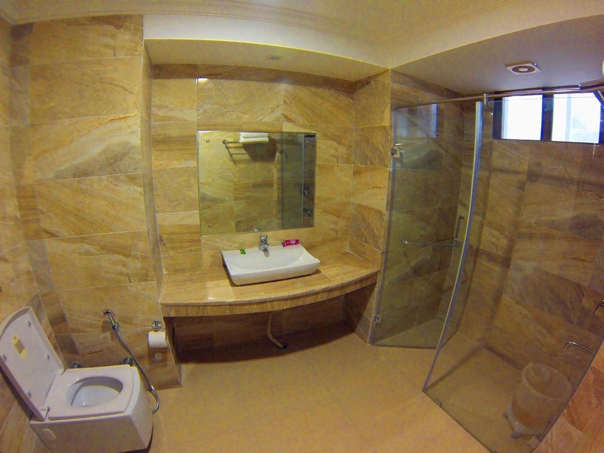 Anurag Hotel Катра Екстериор снимка